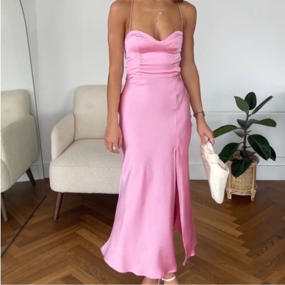 Viral Zara Barbie Pink Satin Dress - Picture 3 of 4
